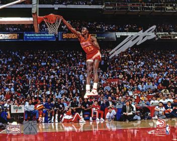 Dominique Wilkins Signed Hawks One Hand Dunk 8x10 Photo